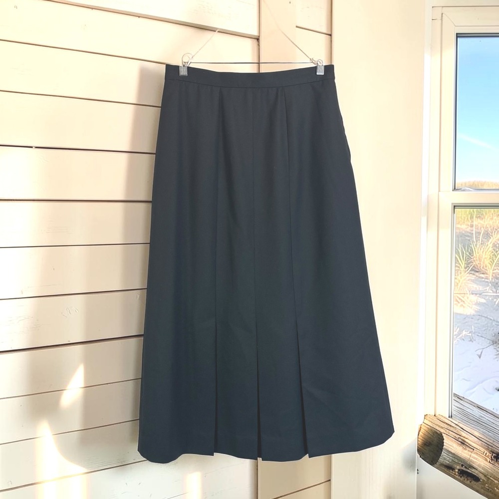 Vintage Midi Skirt Peter Glenn M/L Black Woven Pleated USA Minimalist Timeless